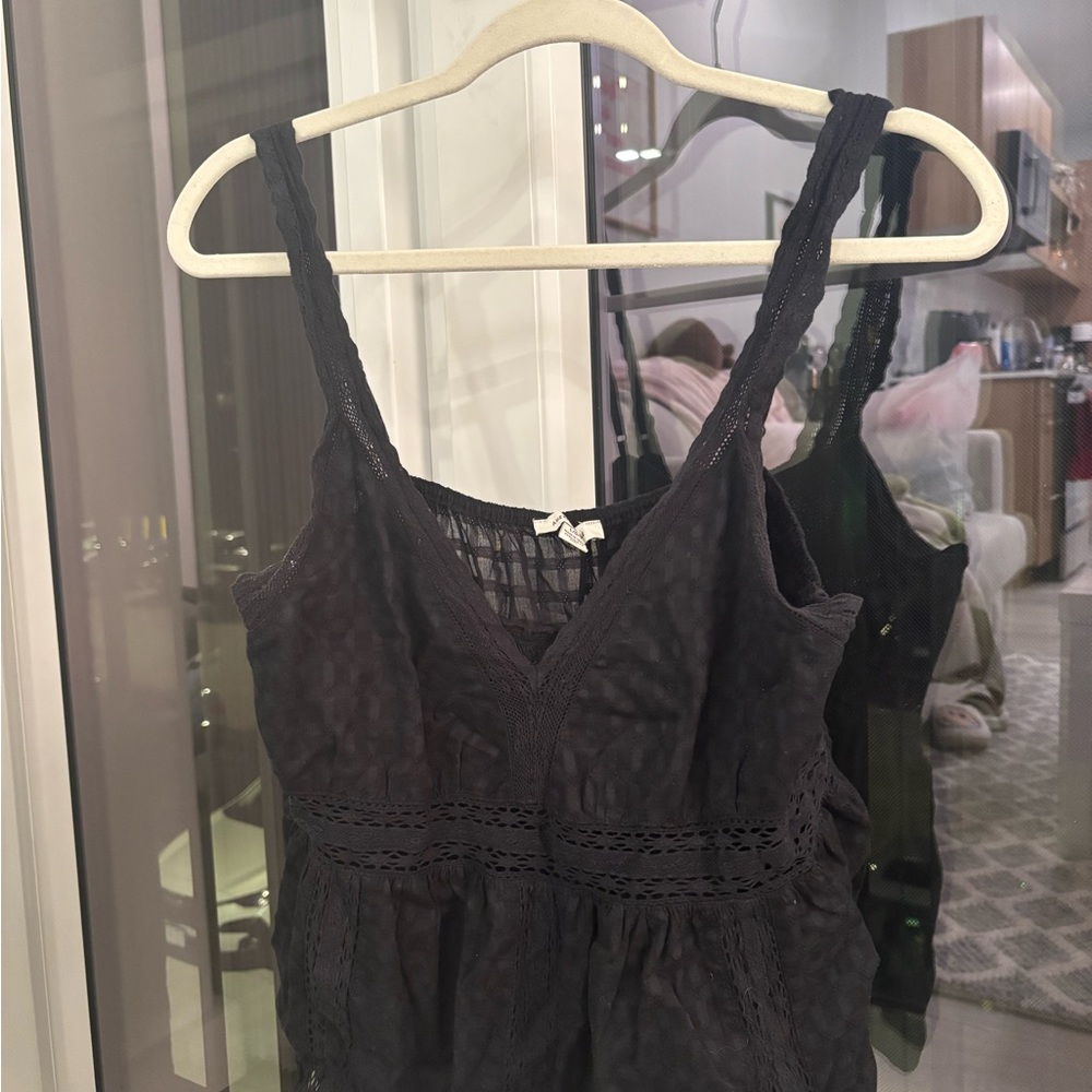 Black Lace Sleeveless Top